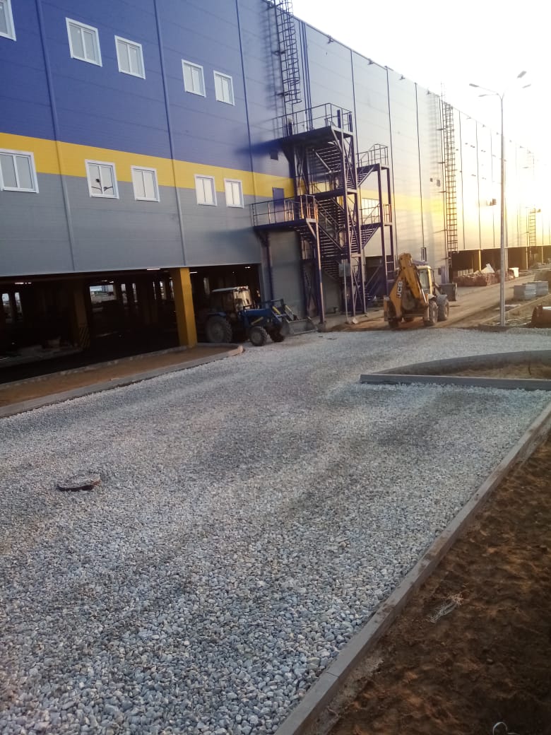 благоустройство территории тц